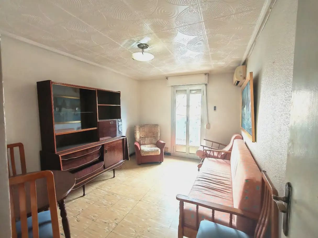 4 bedroom Flat for sale in Elche / Elx - € 112,000 (Ref: 10130346)