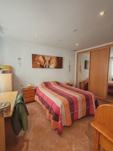 3 quarto Apartamento para venda em Centro, Elche / Elx - 250 000 € (Ref: 10130347)