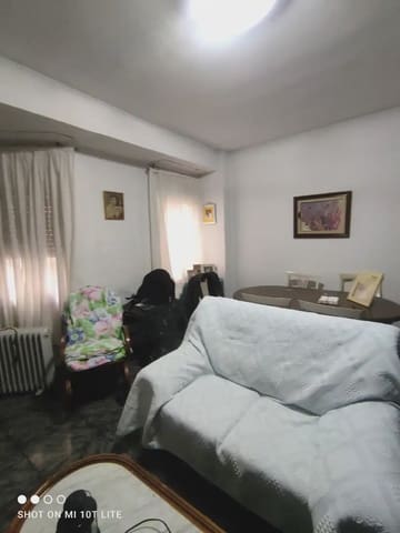 4 quarto Apartamento para venda em Centro, Elche / Elx - 150 000 € (Ref: 10130350)