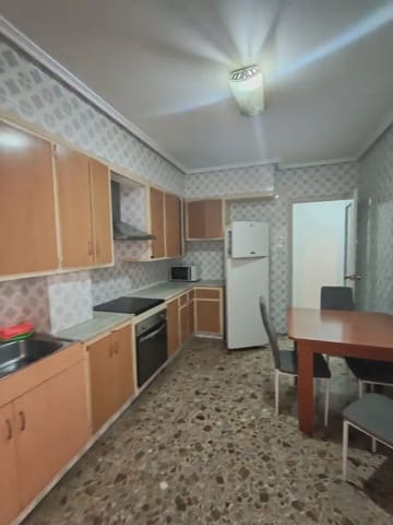 3 quarto Apartamento para venda em Centro, Elche / Elx - 199 500 € (Ref: 10130353)