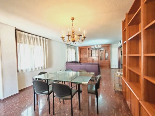 4 slaapkamer Flat te koop in El Pla de Sant Josep - L'Asil, Elche / Elx met garage - € 379.000 (Ref: 10130354)