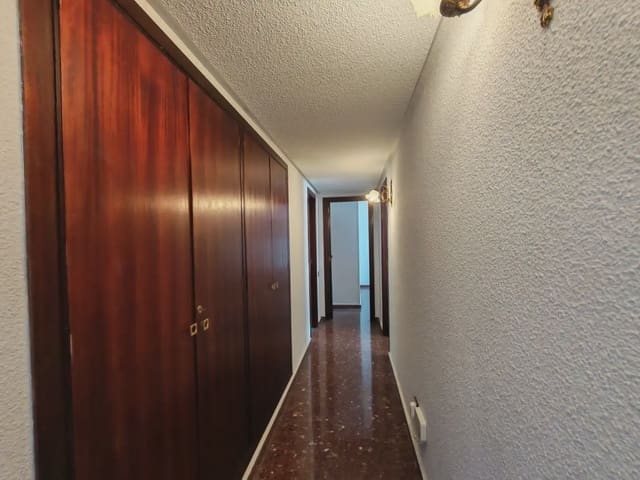 4 slaapkamer Flat te koop in El Pla de Sant Josep - L'Asil, Elche / Elx met garage - € 379.000 (Ref: 10130354)