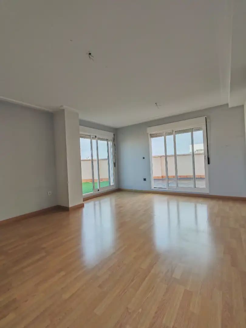 3 sypialnia Penthouse na sprzedaż w Elche / Elx z basenem - 380 000 € (Ref: 10130355)