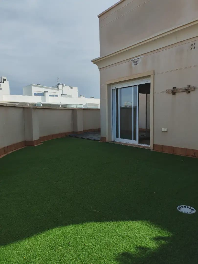 3 sypialnia Penthouse na sprzedaż w Elche / Elx z basenem - 380 000 € (Ref: 10130355)