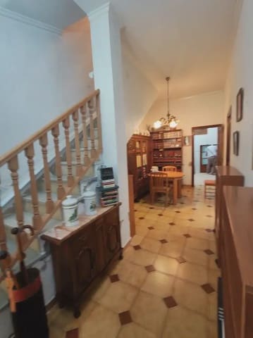 4 slaapkamer Rijtjeshuis te koop in El Pla de Sant Josep - L'Asil, Elche / Elx - € 265.000 (Ref: 10130356)