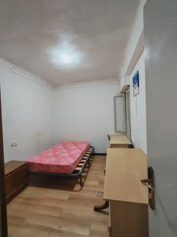 4 bedroom Flat for sale in Centro, Elche / Elx - € 280,000 (Ref: 10130358)