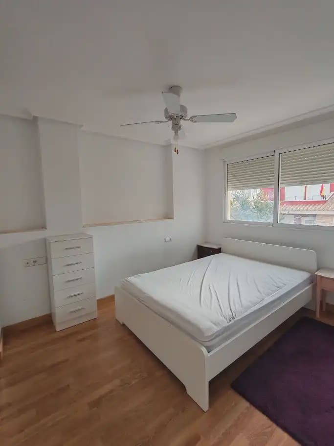 4 bedroom Terraced Villa for rent in Aspe with garage - € 1,000 (Ref: 10130362)