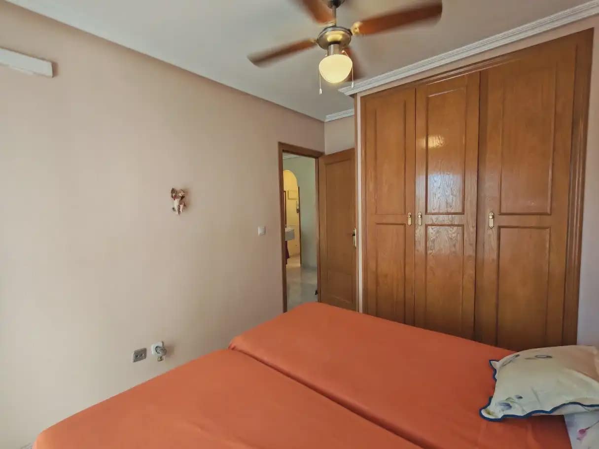 1 quarto Apartamento para venda em Santa Pola com piscina garagem - 145 000 € (Ref: 10130363)