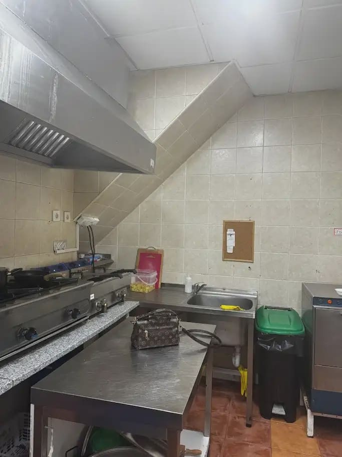 Commercial for sale in Elche / Elx - € 27,000 (Ref: 10130364)