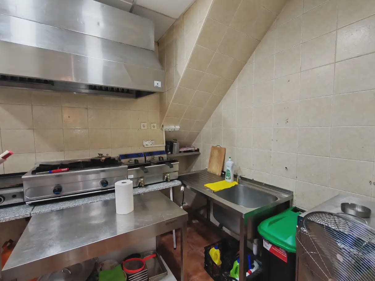 Commercial for sale in Elche / Elx - € 27,000 (Ref: 10130364)