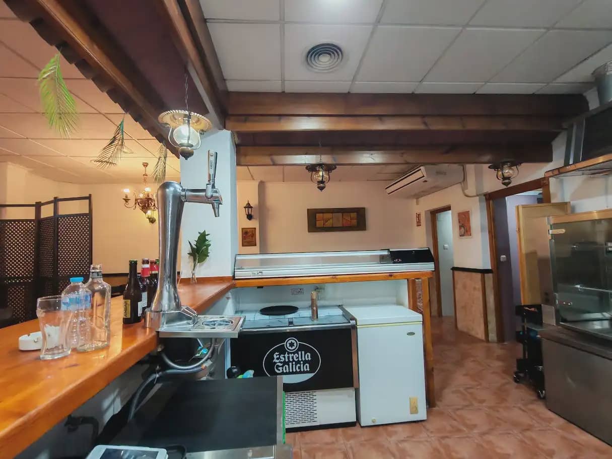 Commercial for sale in Elche / Elx - € 27,000 (Ref: 10130364)