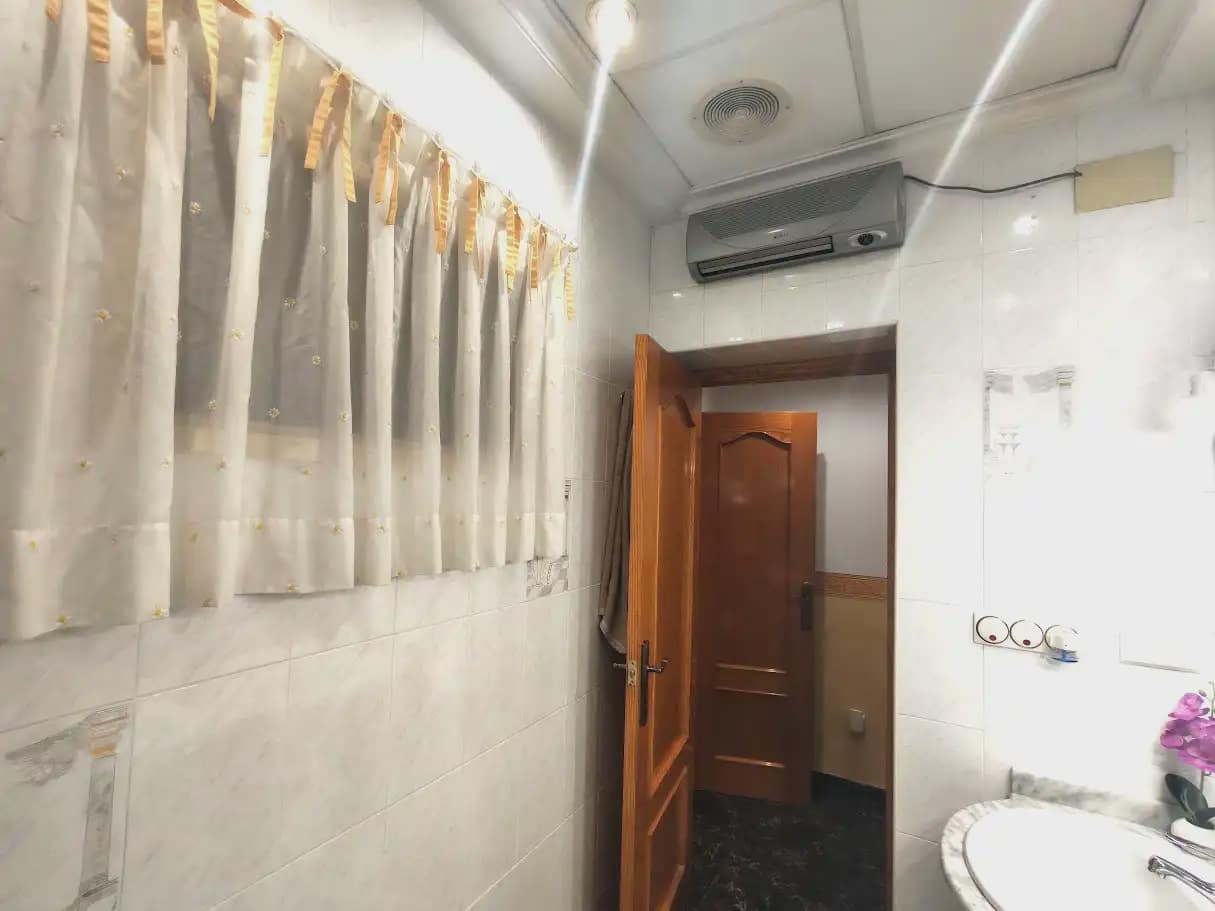 3 sovrum Lägenhet att hyra i Elche / Elx - 1 150 € (Ref: 10130366)