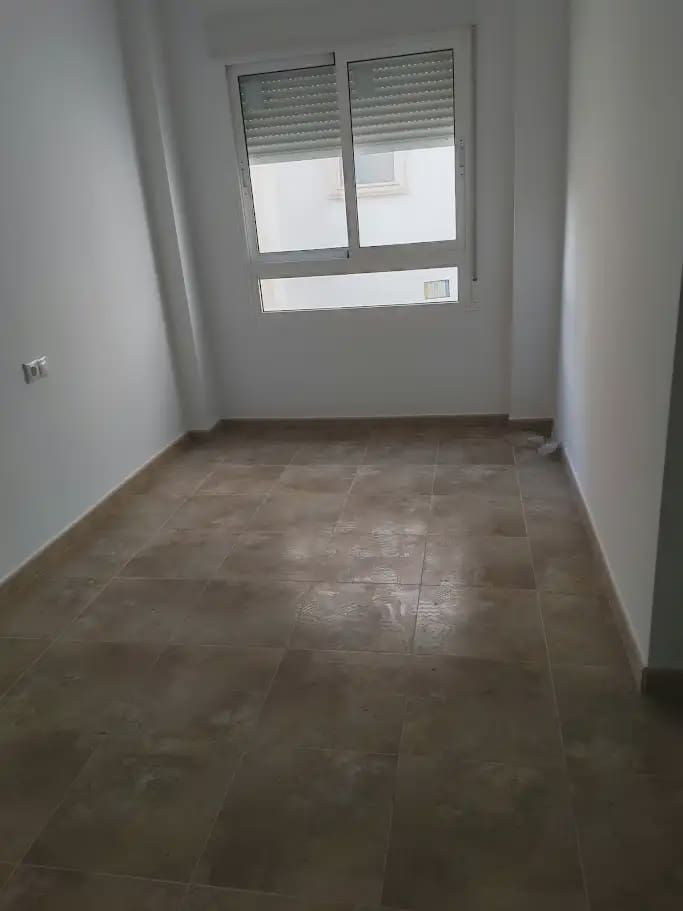 3 soveværelse Lejlighed til salg i Elche / Elx - € 150.000 (Ref: 10145337)