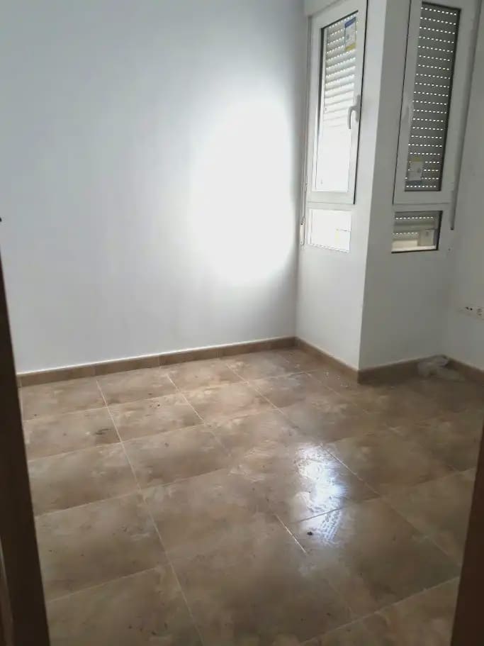 3 soveværelse Lejlighed til salg i Elche / Elx - € 150.000 (Ref: 10145337)