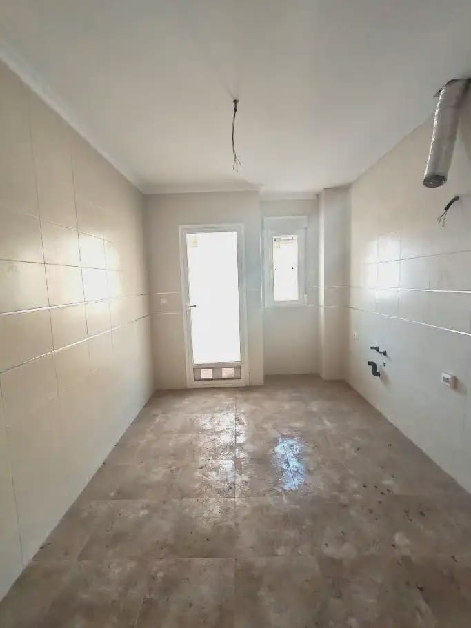 3 soveværelse Lejlighed til salg i Elche / Elx - € 150.000 (Ref: 10145337)