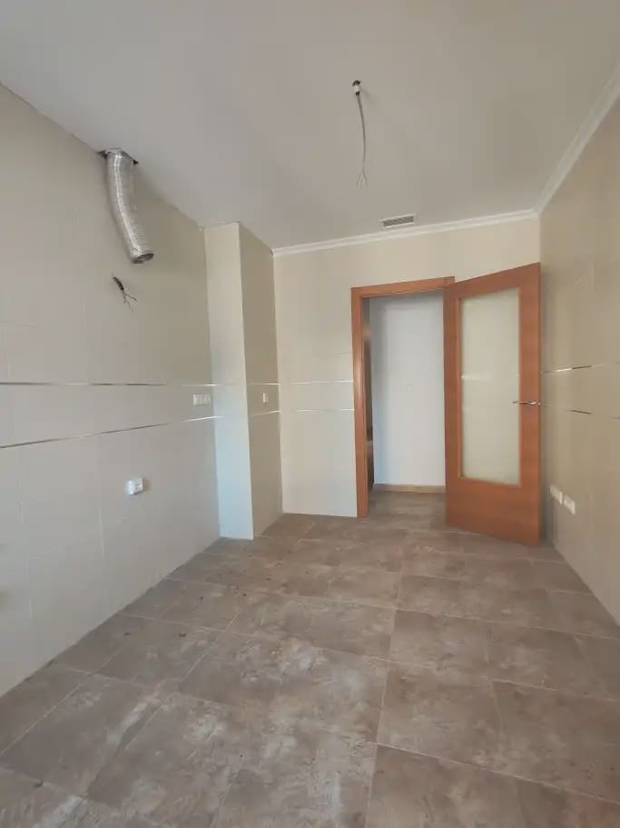 3 soveværelse Lejlighed til salg i Elche / Elx - € 150.000 (Ref: 10145337)