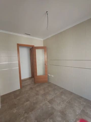 3 slaapkamer Flat te koop in La Foia - Daimés - Asprella, Elche / Elx - € 150.000 (Ref: 10145337)