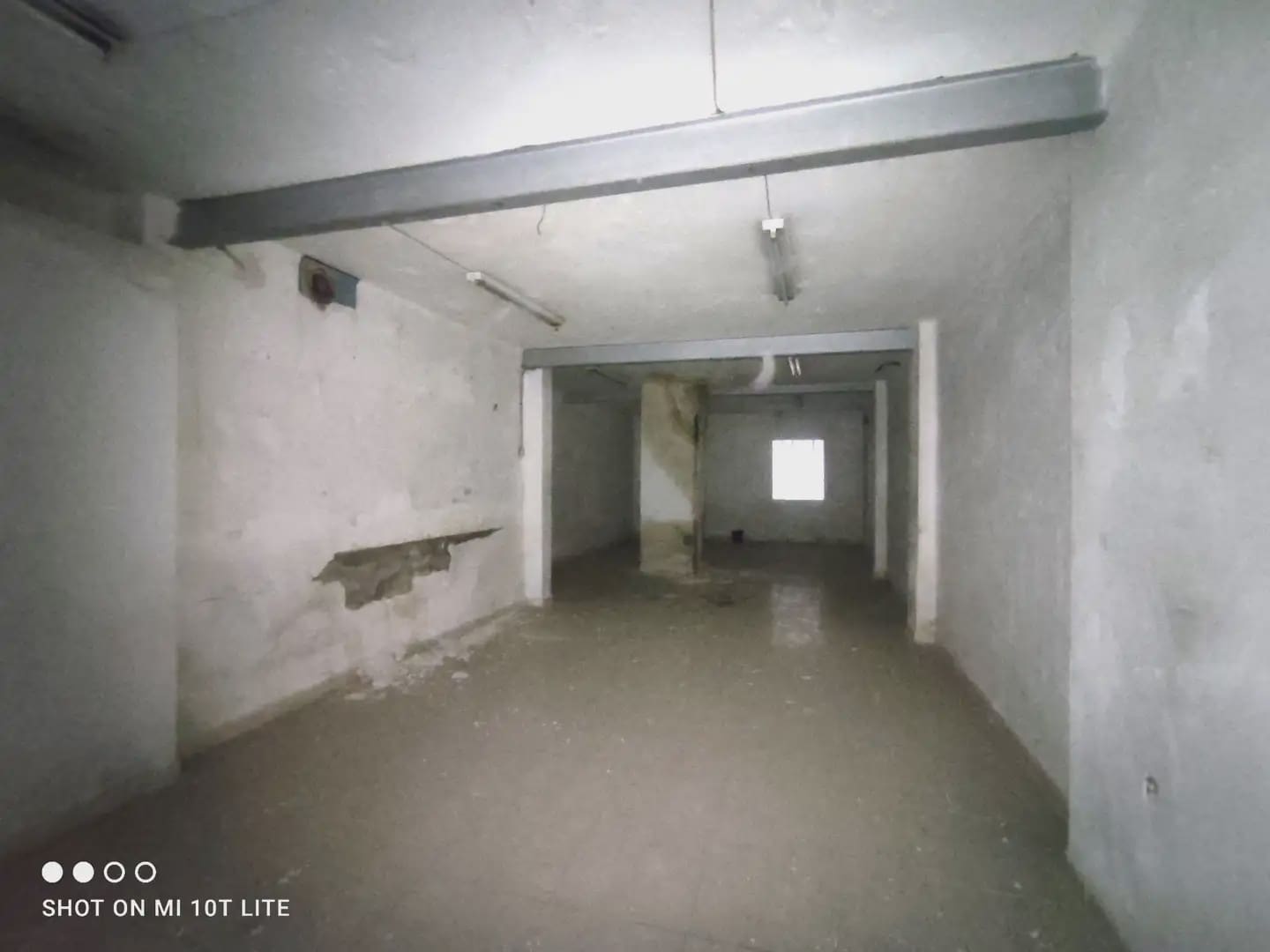 Commercieel te koop in Elche / Elx - € 70.000 (Ref: 10156940)