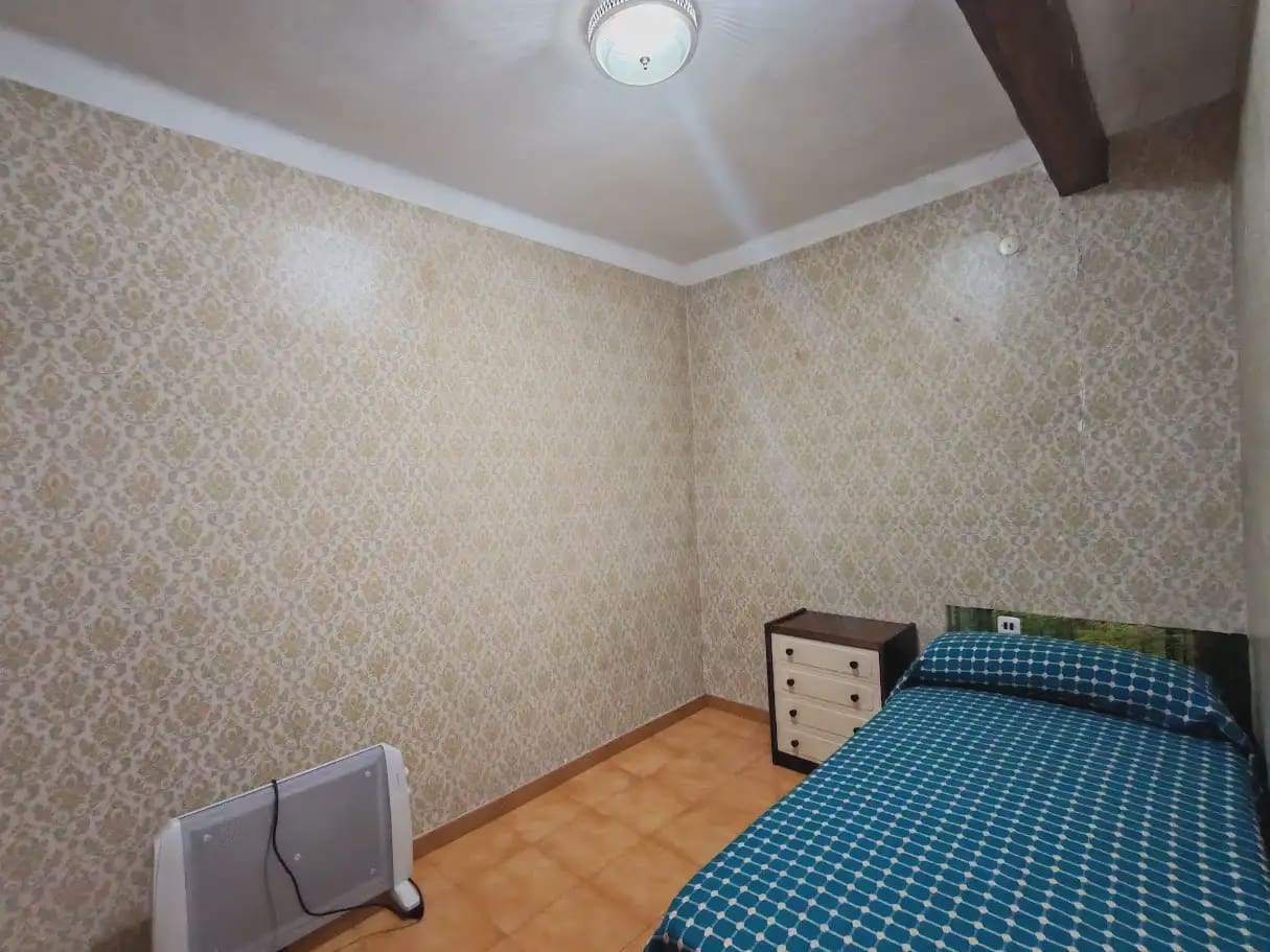 Piso de 4 habitaciones en Elche / Elx en venta - 130.000 € (Ref: 10175921)