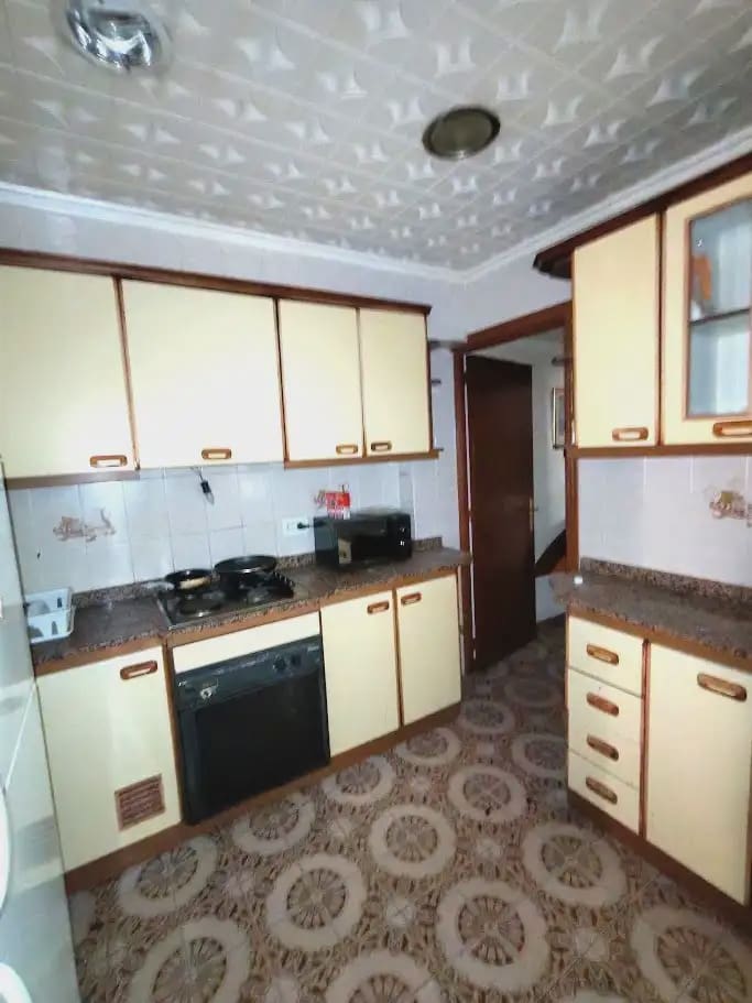 3 makuuhuone Asunto myytävänä paikassa Elche / Elx - 90 000 € (Ref: 10179625)