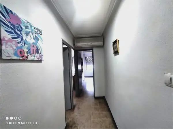 Piso de 4 habitaciones en Centro, Elche / Elx en venta - 125.000 € (Ref: 10183878)