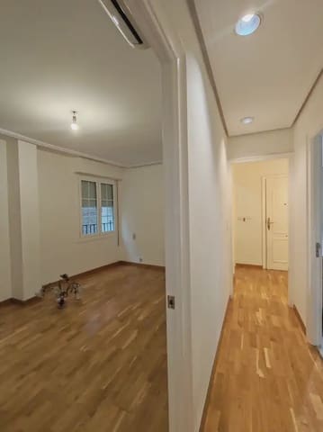 Piso de 3 habitaciones en Centro, Elche / Elx en venta - 210.000 € (Ref: 10184048)