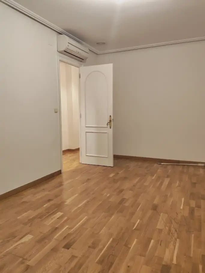 Piso de 3 habitaciones en Elche / Elx en venta - 210.000 € (Ref: 10184048)