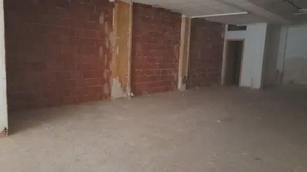 Commercial for sale in Elche / Elx - € 49,000 (Ref: 10186229)