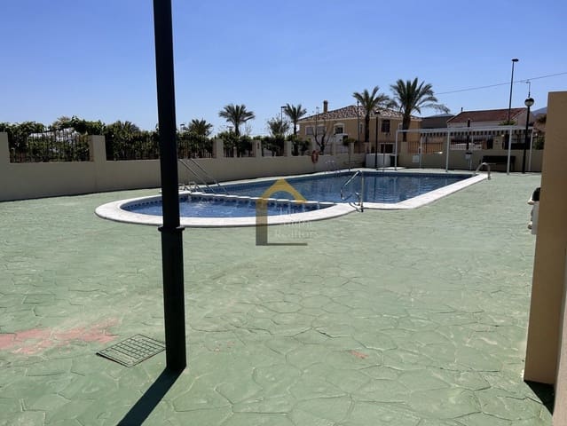 Bungalow de 2 habitaciones en Benferri en venta con piscina - 120.000 € (Ref: 10077306)