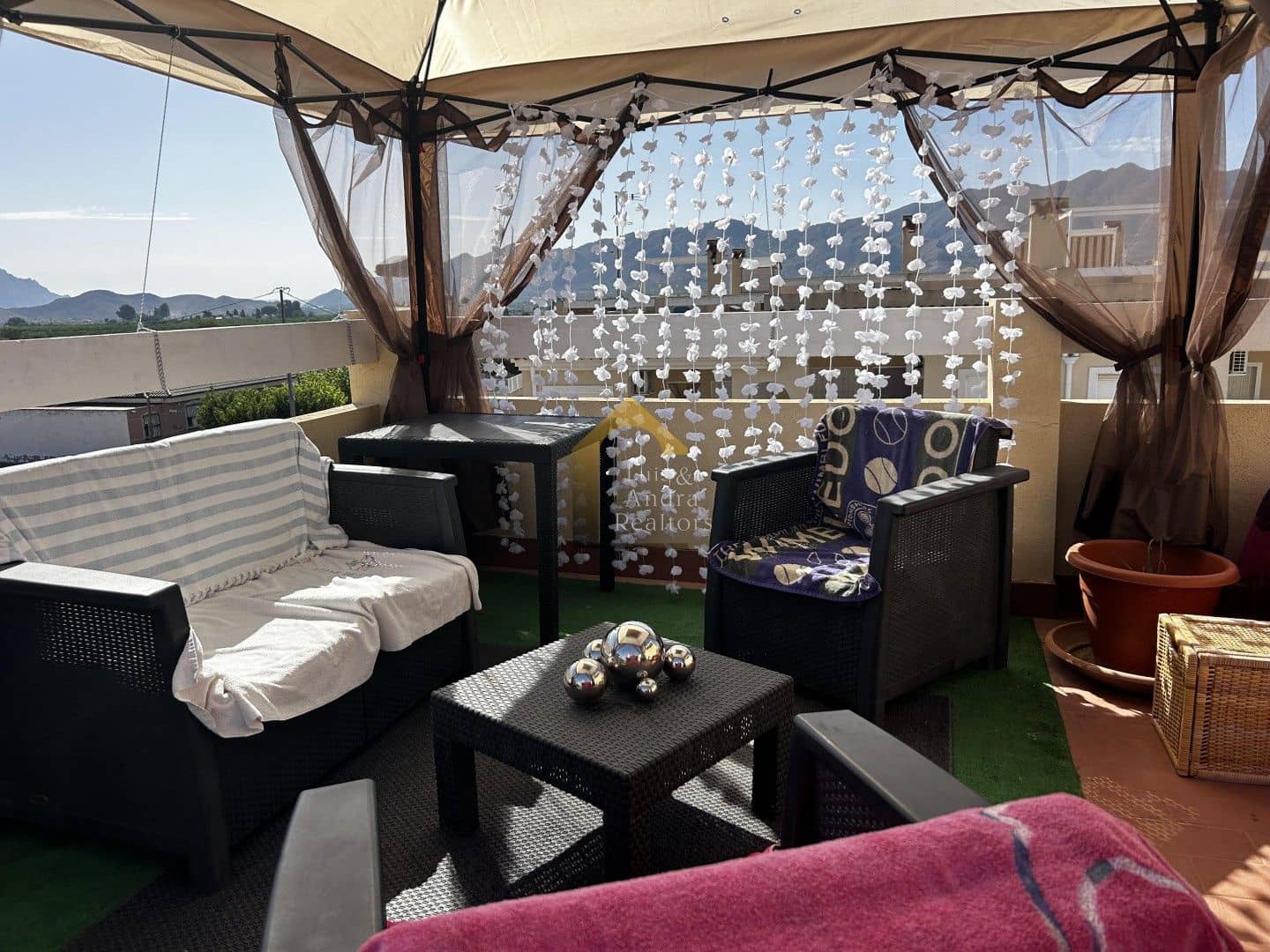 Bungalow de 2 habitaciones en Benferri en venta con piscina - 120.000 € (Ref: 10077306)