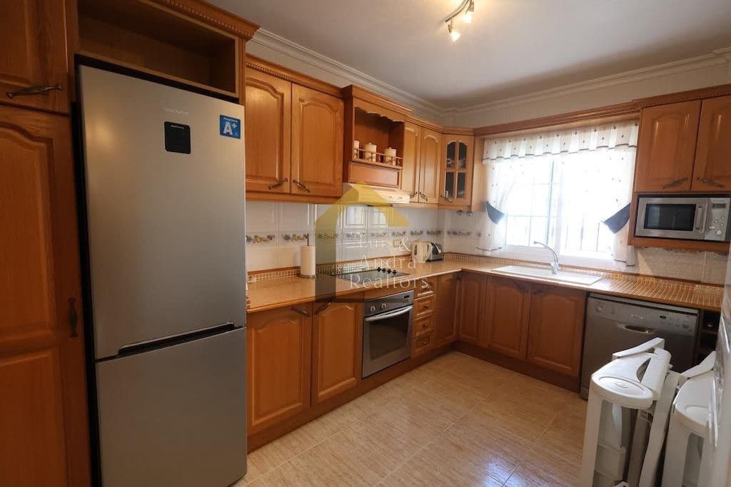 3 soverom Villa til salgs i Orihuela Costa med svømmebasseng garasje - € 360 000 (Ref: 10167093)