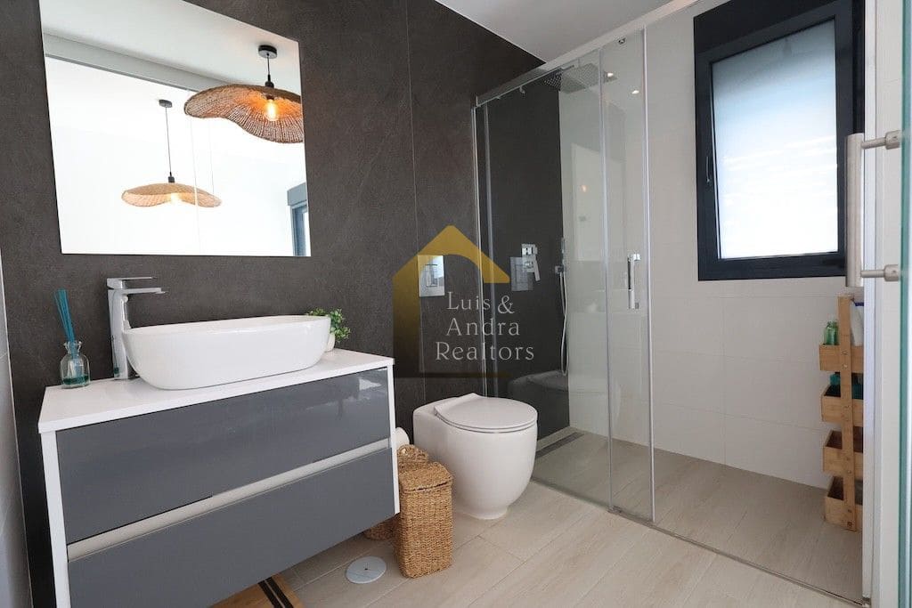 3 quarto Moradia para venda em Algorfa com piscina garagem - 620 000 € (Ref: 10170220)