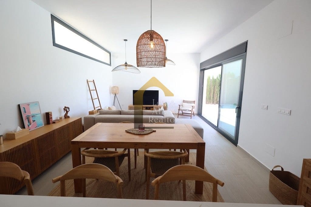 3 quarto Moradia para venda em Algorfa com piscina garagem - 620 000 € (Ref: 10170220)