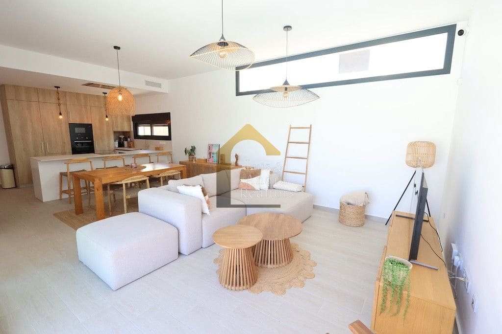 3 quarto Moradia para venda em Algorfa com piscina garagem - 620 000 € (Ref: 10170220)