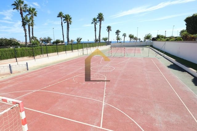 Ático de 2 habitaciones en Pueblo Latino, Pilar de la Horadada en venta con piscina garaje - 329.900 € (Ref: 9242580)