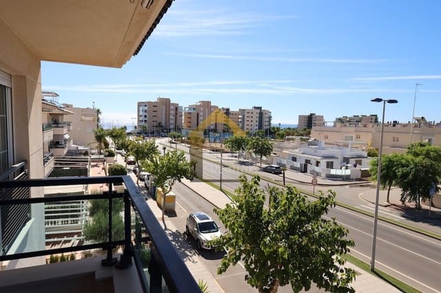 Ático de 2 habitaciones en Pueblo Latino, Pilar de la Horadada en venta con piscina garaje - 329.900 € (Ref: 9242580)
