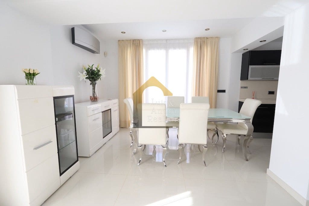4 slaapkamer Villa te koop in Orihuela Costa met zwembad garage - € 1.190.000 (Ref: 9312204)