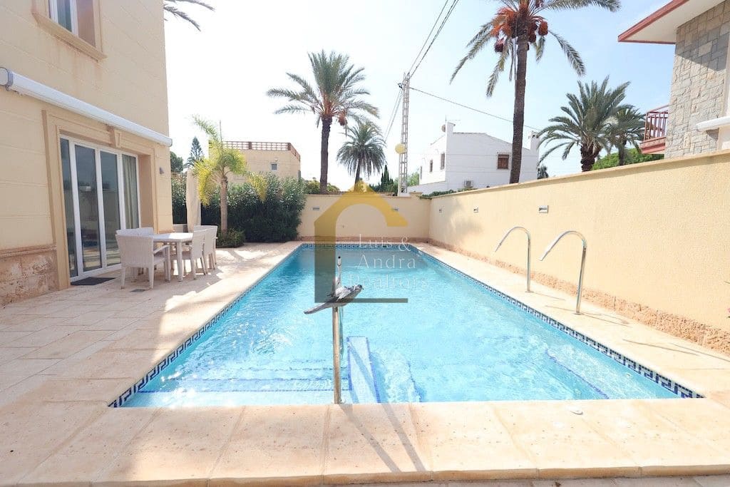 4 slaapkamer Villa te koop in Orihuela Costa met zwembad garage - € 1.190.000 (Ref: 9312204)