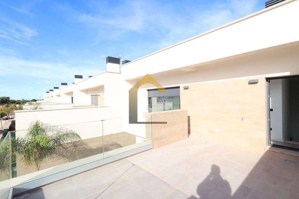 Chalet de 3 habitaciones en Torre-Pacheco en venta con piscina - 439.000 € (Ref: 9334268)