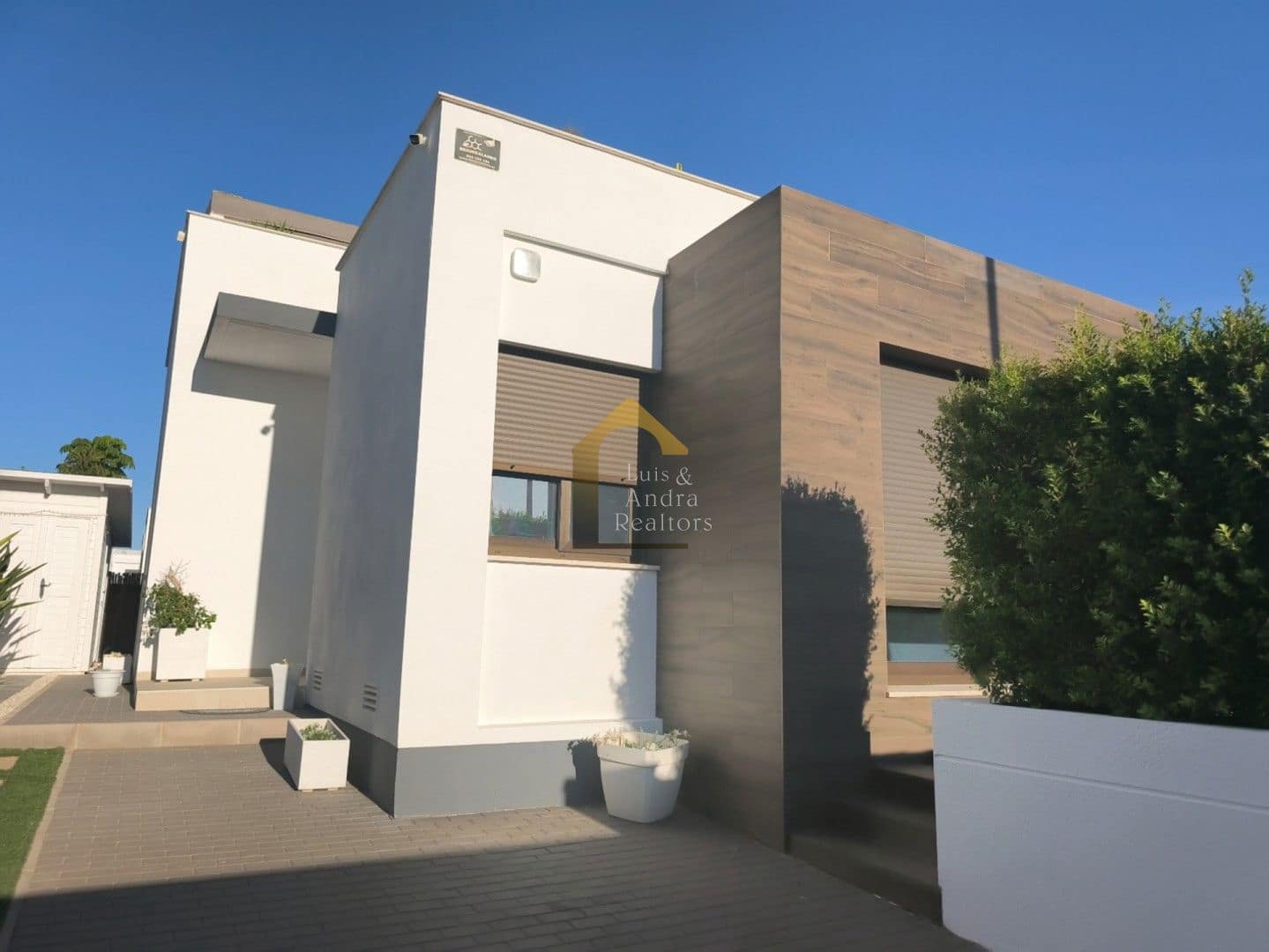 3 sovrum Villa till salu i Entre Naranjos med pool - 459 950 € (Ref: 9340451)