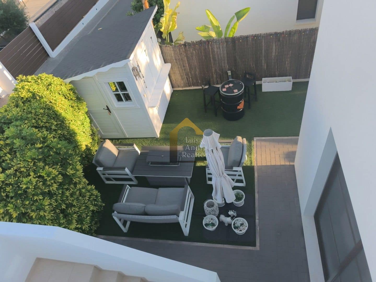 3 sovrum Villa till salu i Entre Naranjos med pool - 459 950 € (Ref: 9340451)