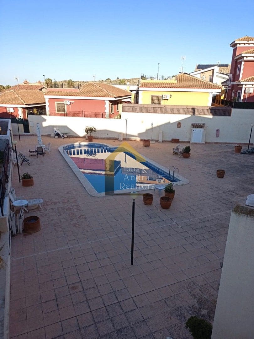 3 soveværelse Villa til salg i Bigastro med swimmingpool garage - € 248.000 (Ref: 9691488)