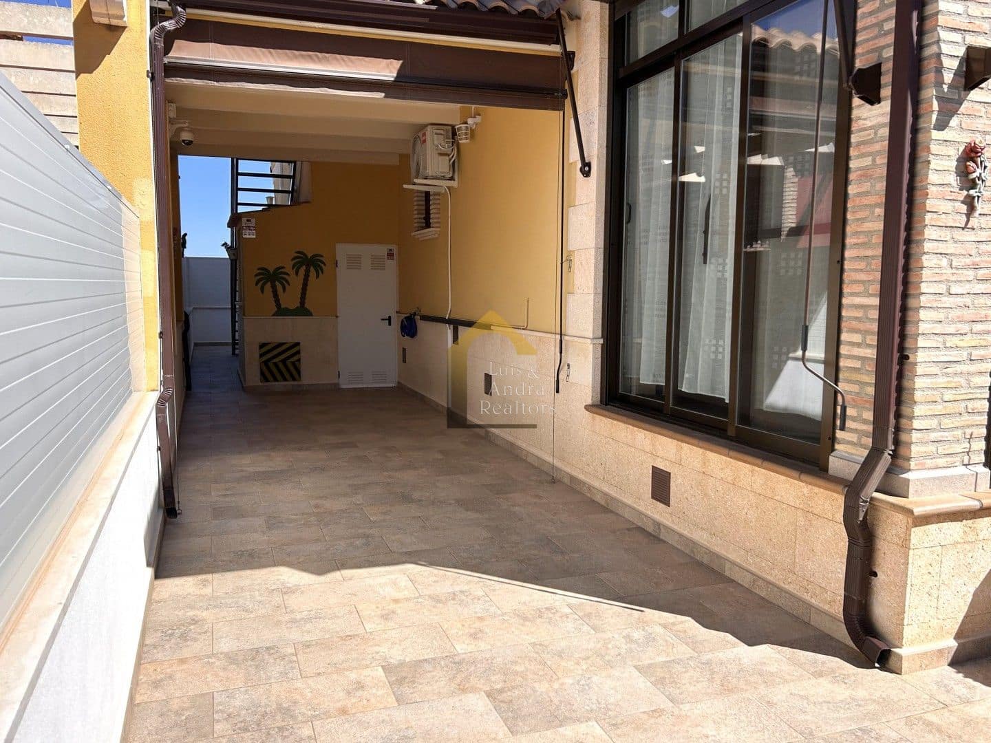 3 soveværelse Villa til salg i Bigastro med swimmingpool garage - € 248.000 (Ref: 9691488)