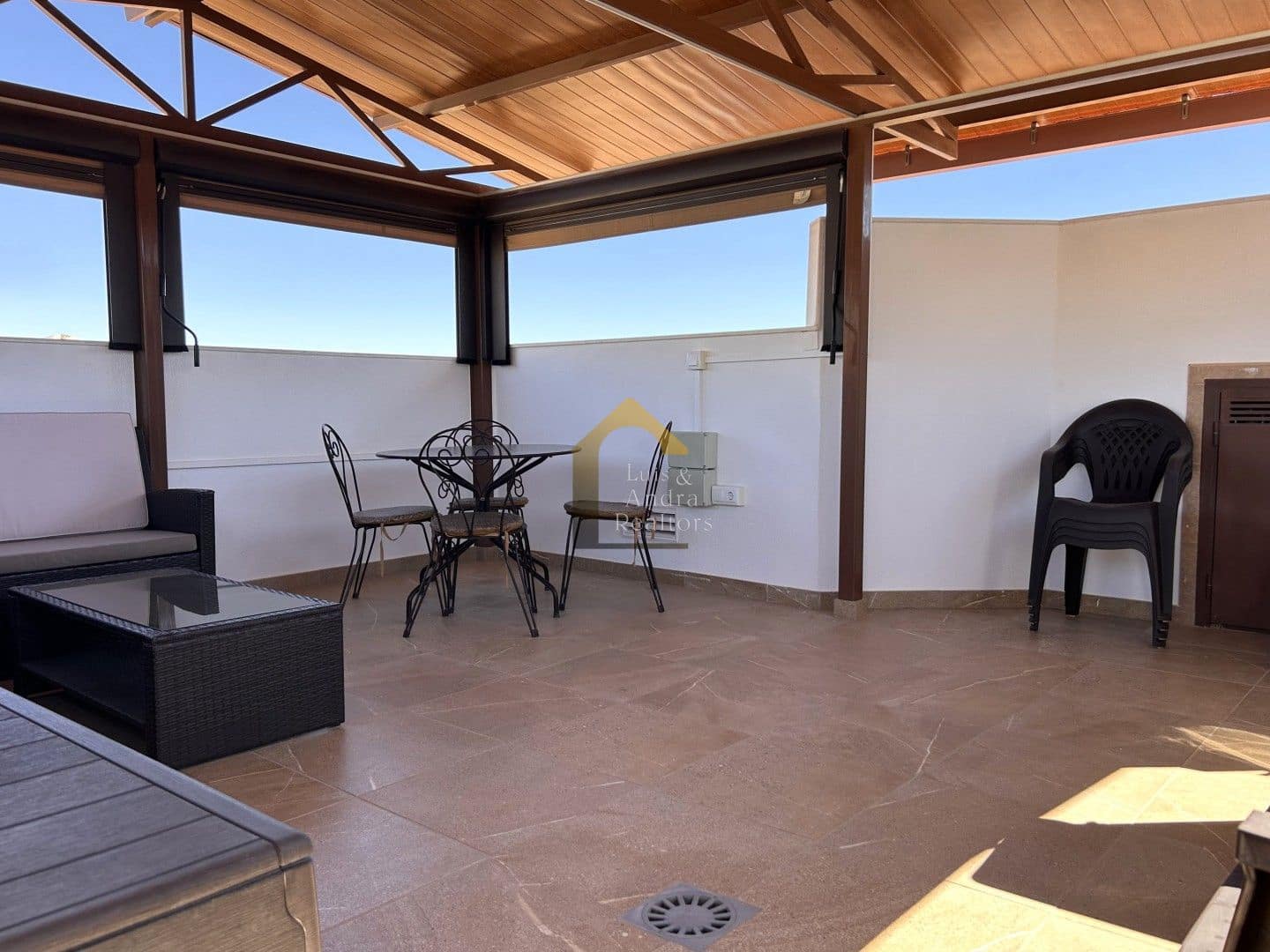 3 soveværelse Villa til salg i Bigastro med swimmingpool garage - € 248.000 (Ref: 9691488)