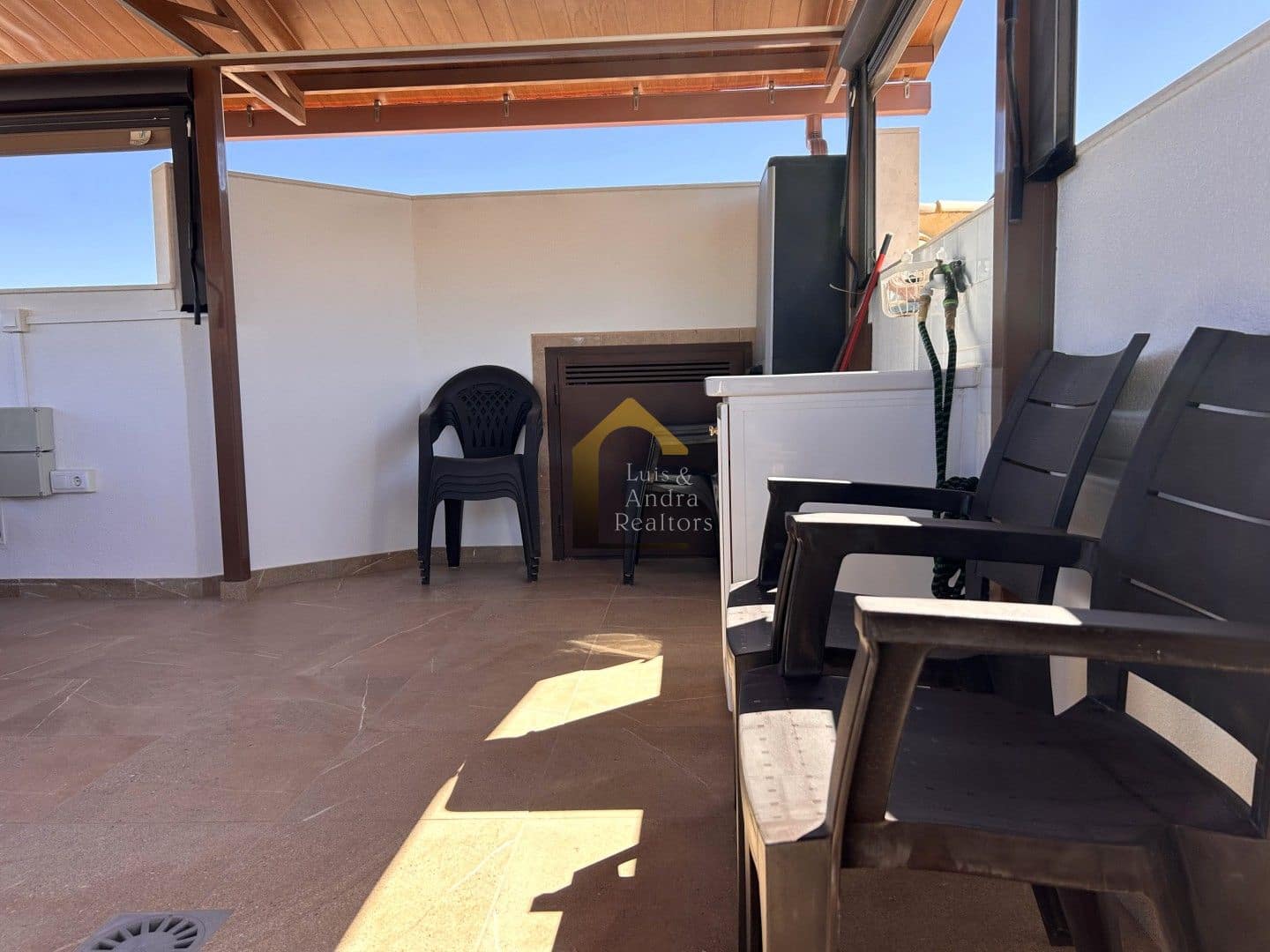 3 soveværelse Villa til salg i Bigastro med swimmingpool garage - € 248.000 (Ref: 9691488)