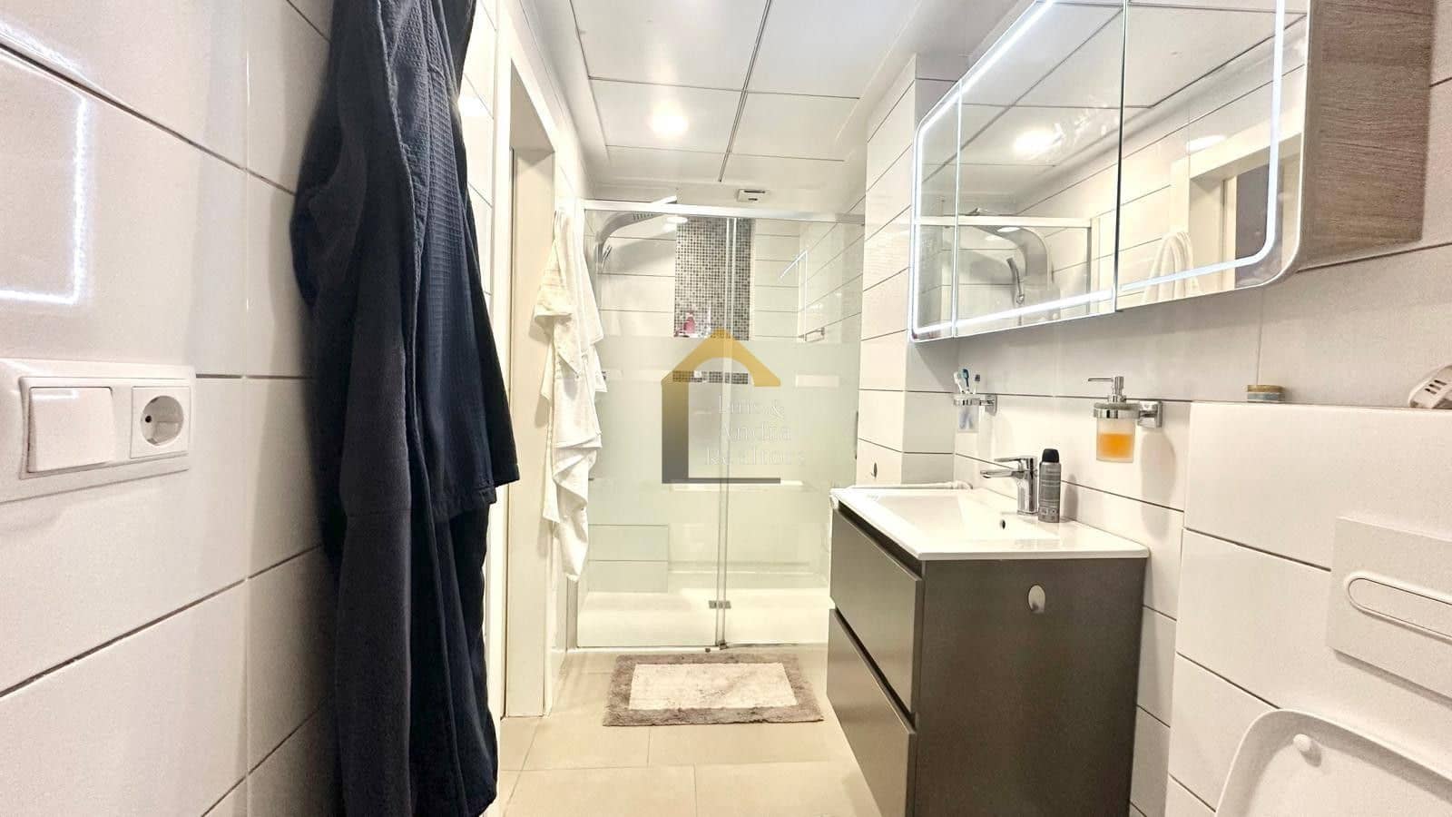 3 soveværelse Lejlighed til salg i Torrevieja med garage - € 220.000 (Ref: 9691496)