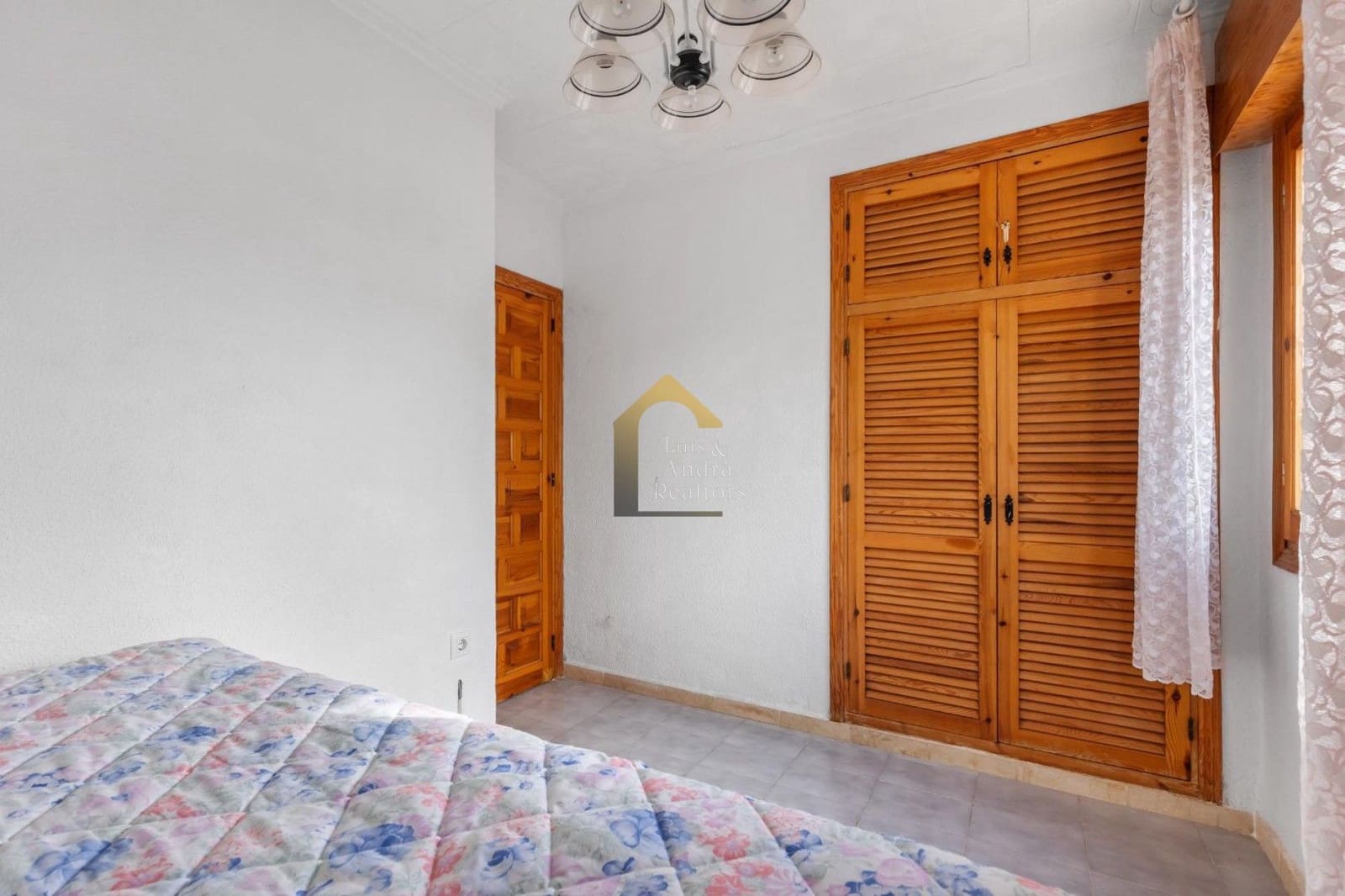 3 soverom Villa til salgs i Torrevieja - € 224 000 (Ref: 9714386)