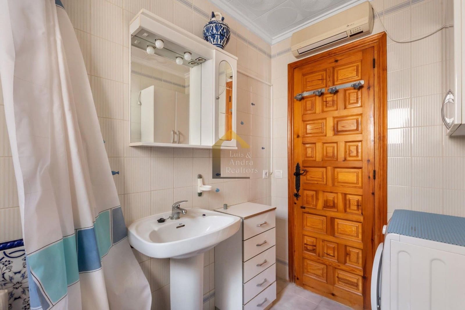 3 soverom Villa til salgs i Torrevieja - € 224 000 (Ref: 9714386)