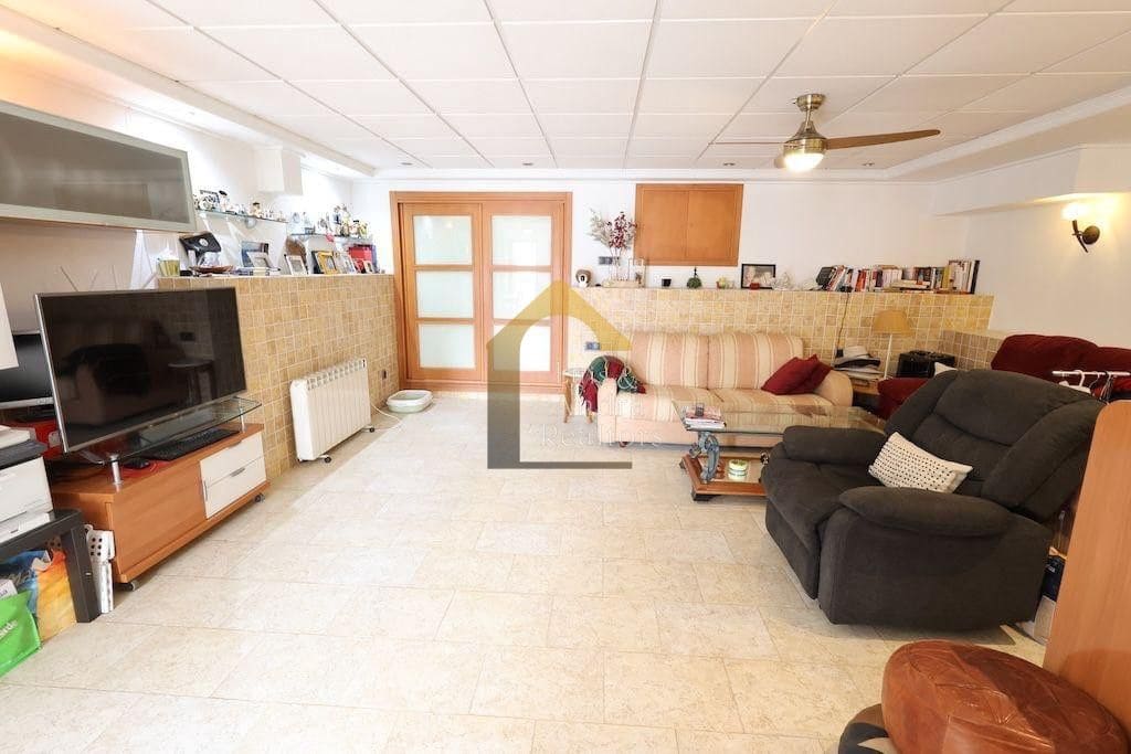4 bedroom Flat for sale in Orihuela Costa - € 330,000 (Ref: 9714387)
