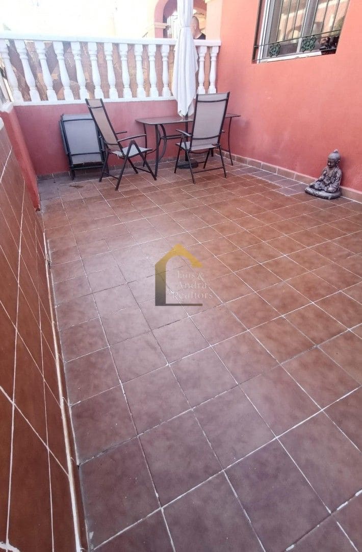 4 quarto Casa em Banda para venda em Torrevieja com garagem - 187 900 € (Ref: 9719362)